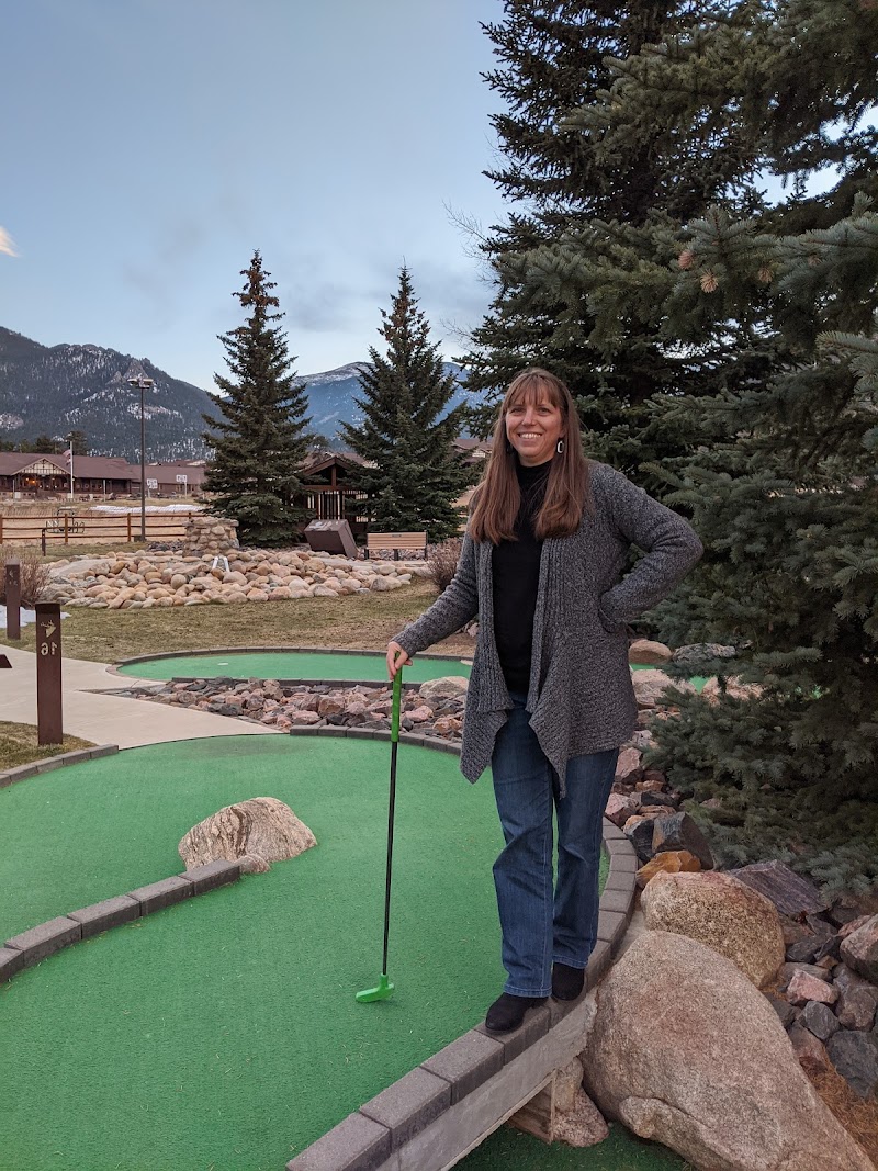 YMCA of the Rockies Mini Golf