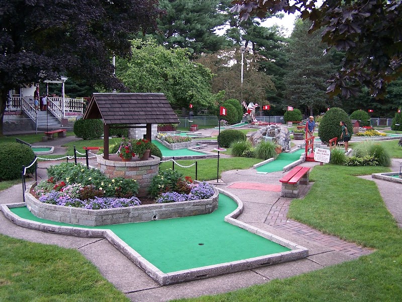 Farmington Miniature Golf & Ice Cream