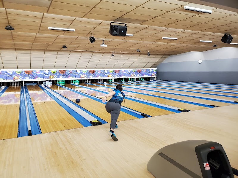 Lessard Lanes