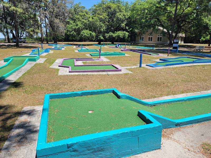 Crooked River State Park Miniature Golf