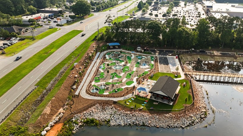 Putter's Pointe Miniature Golf