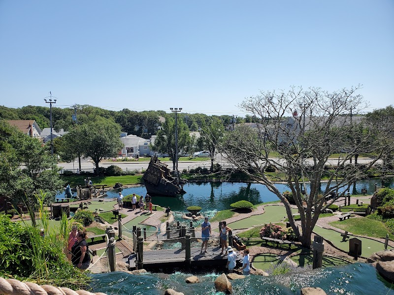 Pirate's Cove Adventure Golf
