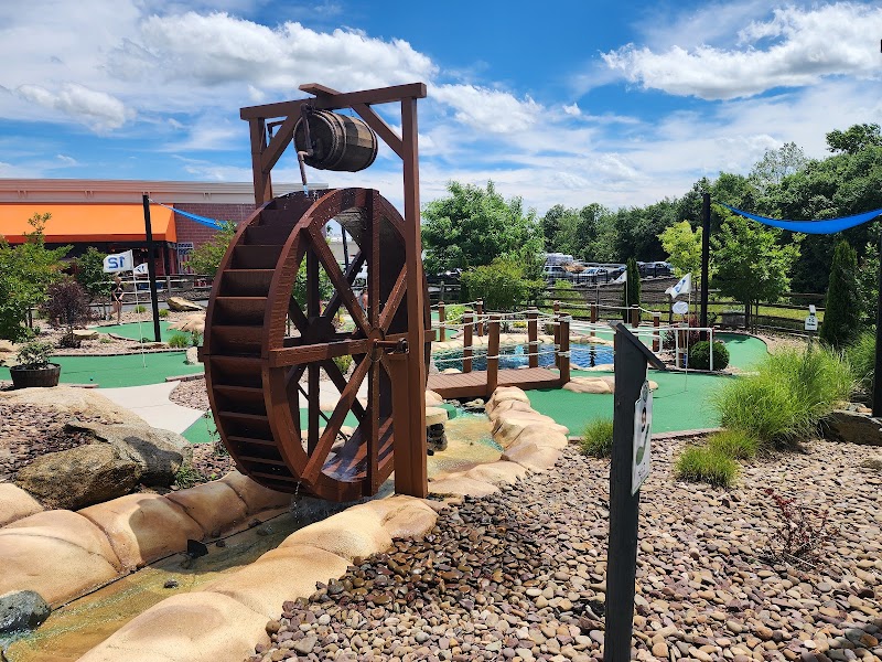 Mountain Run Mini Golf