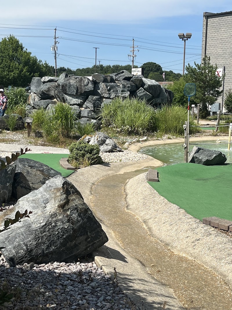 Perry Hall Mini Golf / Snowballs