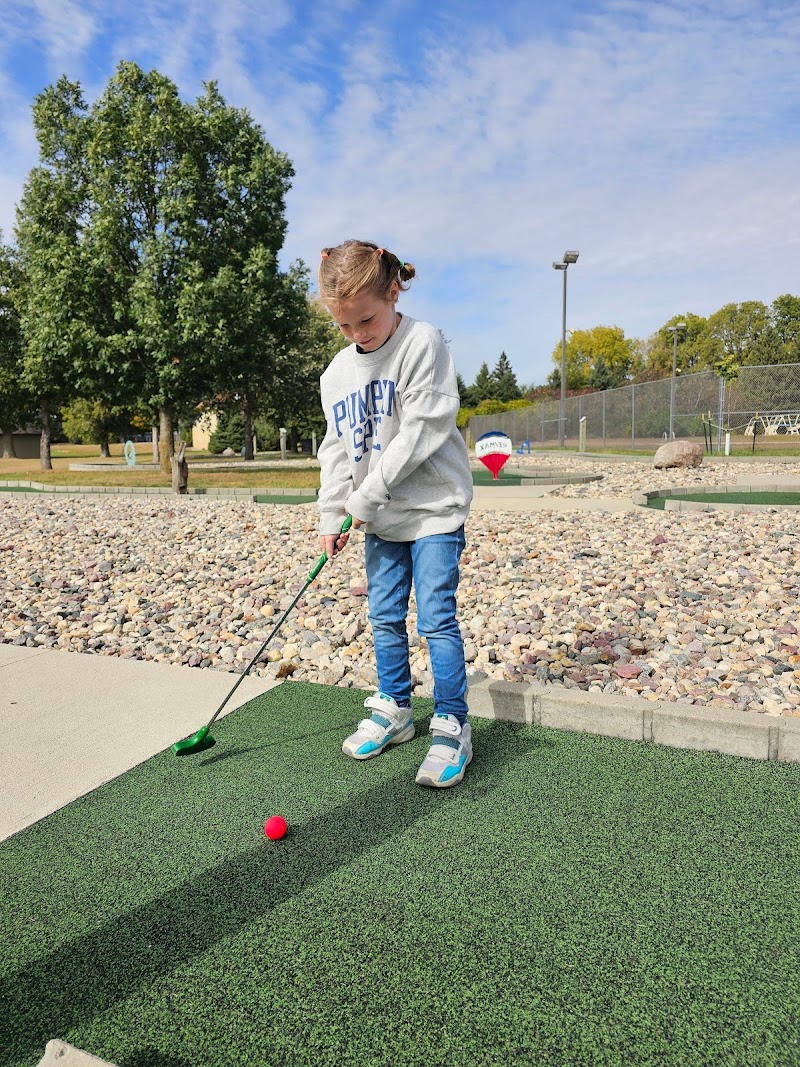 Fairmont Free Mini-golf Course
