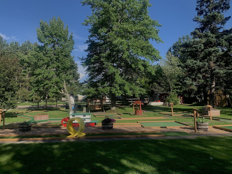 Kendahl Miniature Golf