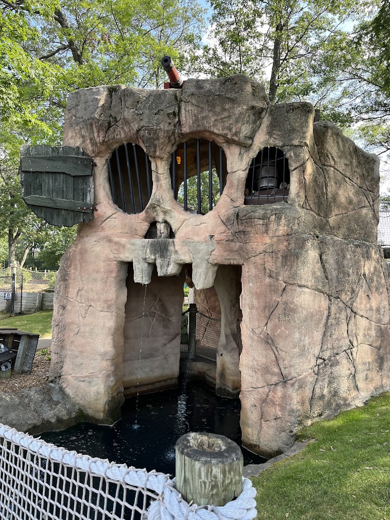 Pirate's Cove Adventure Golf