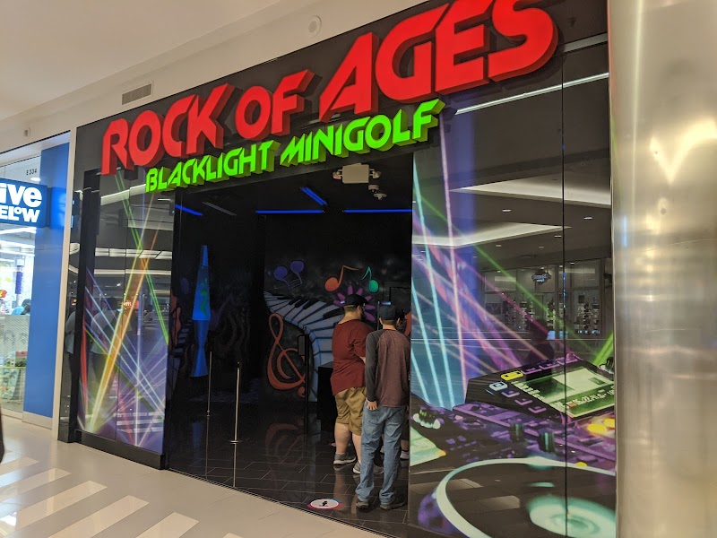 Rock Of Ages Blacklight Minigolf
