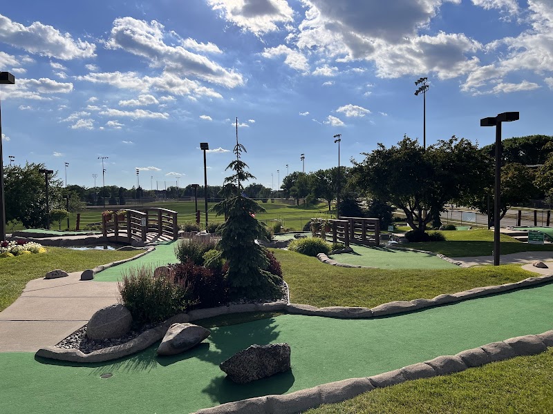 The Links At Dred Scott Miniature golf