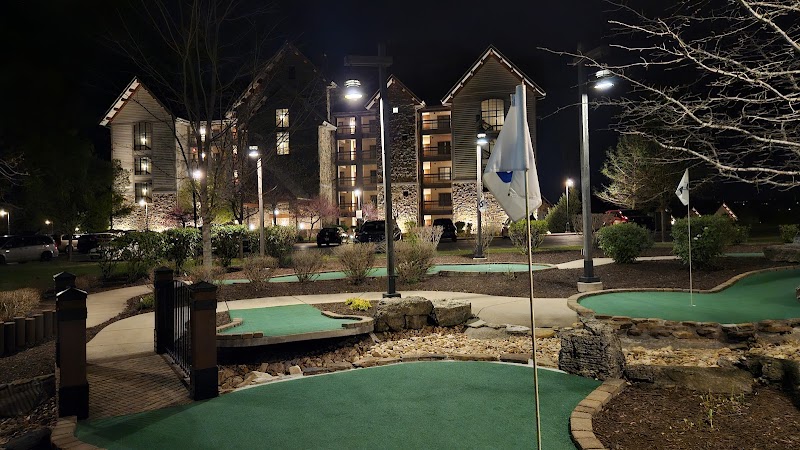 Mini-Golf at Bluegreen Vacations Paradise Point Resort