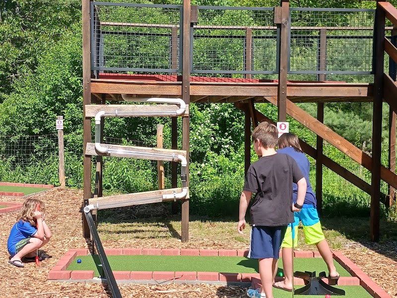 Squiggles' Mini Golf