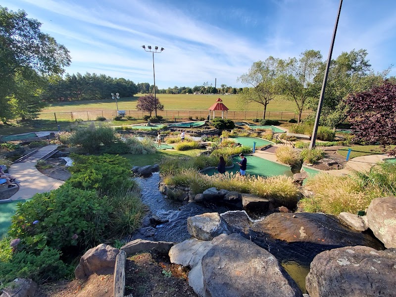 Mini Golf at Eisenhower Park