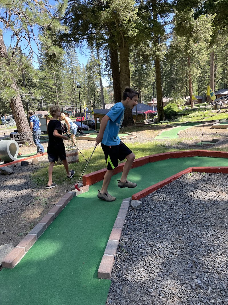 Mt. Pines Adventure Golf