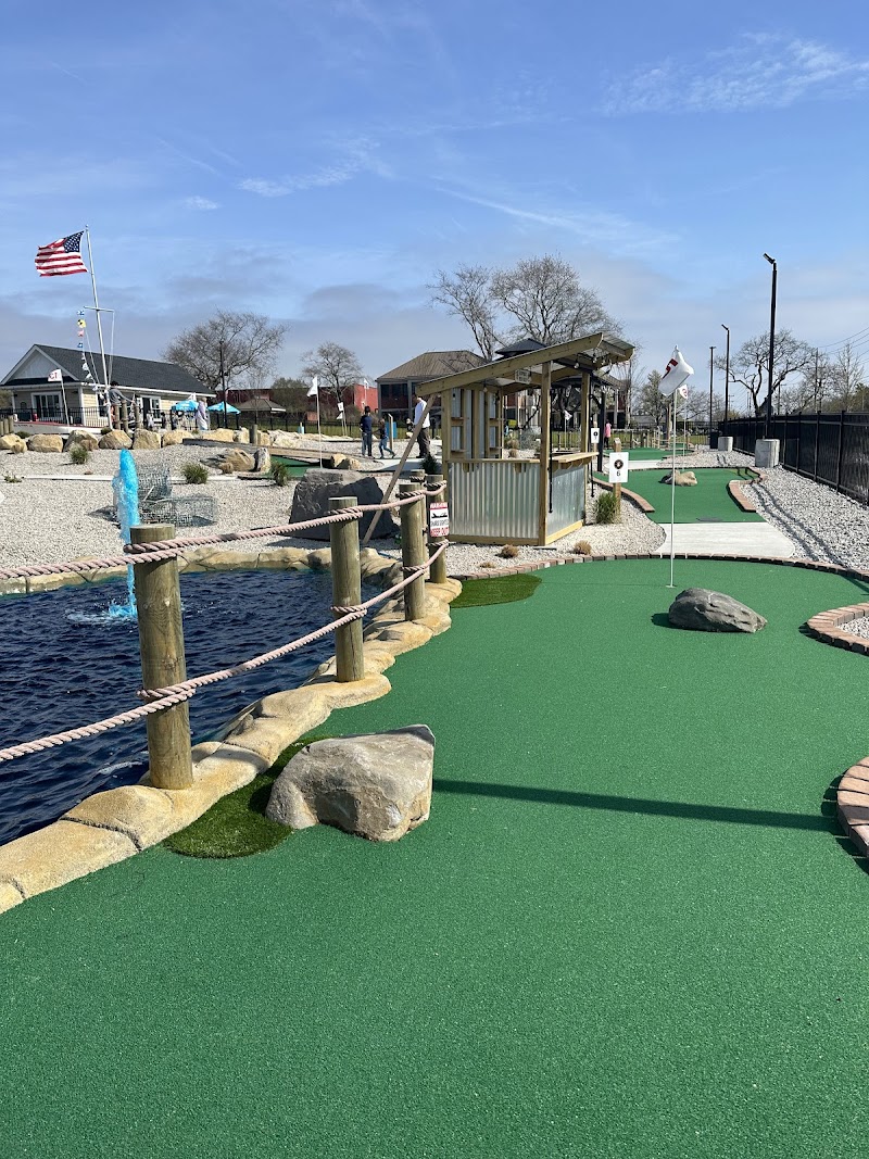 Newport Mini Golf