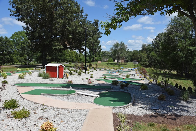 Stewarts Barnyard Mini Golf