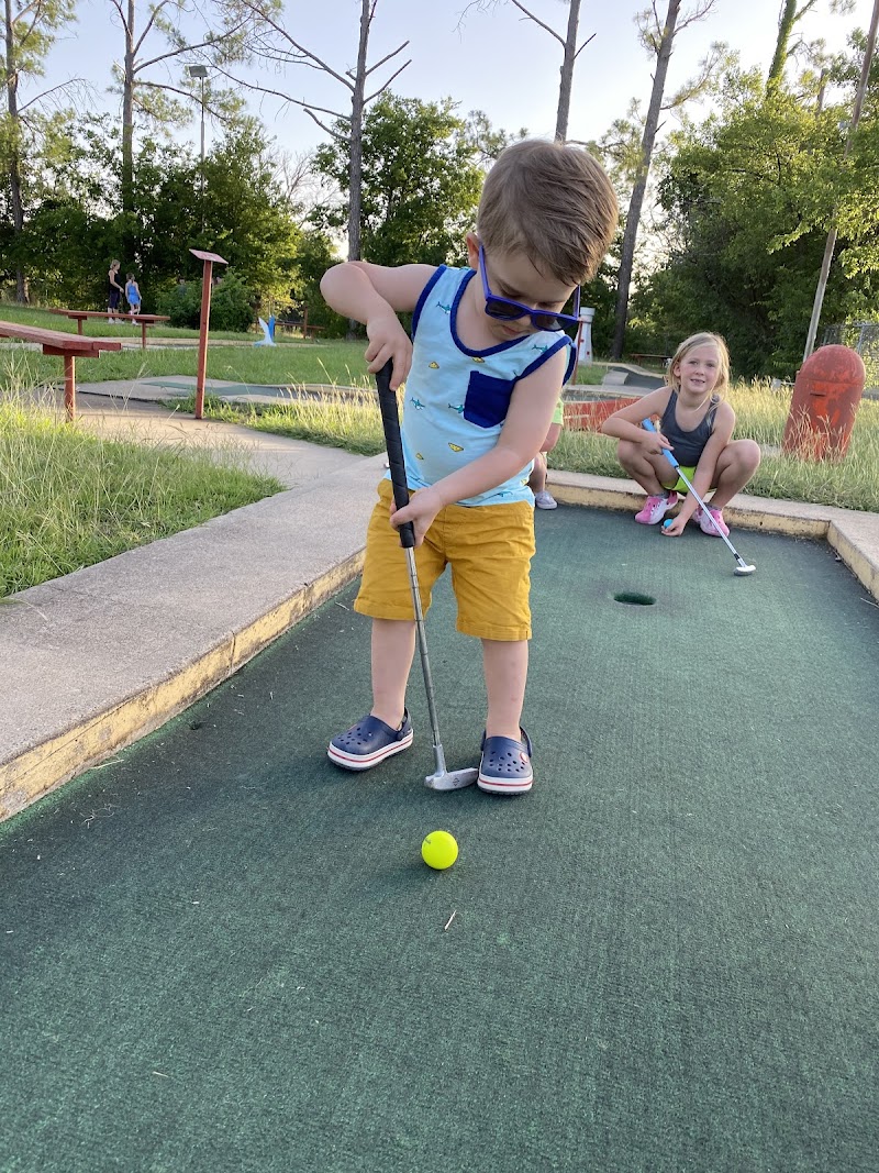 J & D Golf Land