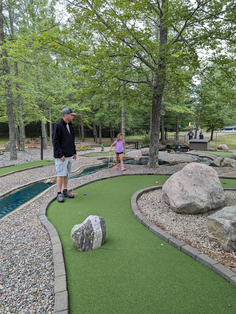 Putter Up Mini Golf